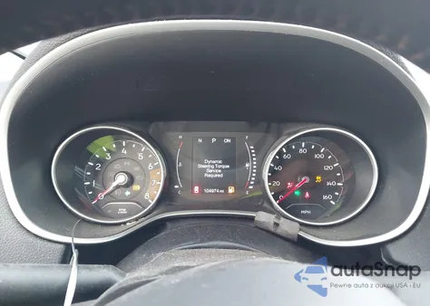 2019 Jeep Compass Latitude 4X4 from USA, damaged, VIN 3C4NJDBB0KT742445